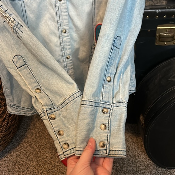 Angel + Premium Camp Denim Button Down Shirt Pearl Snaps - Picture 6 of 10